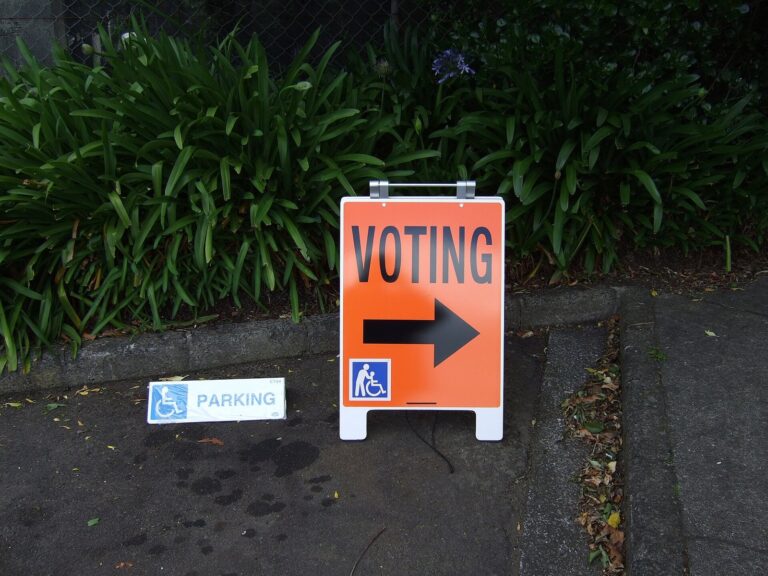 Unaffiliated Voters Surge in NC Early Voting